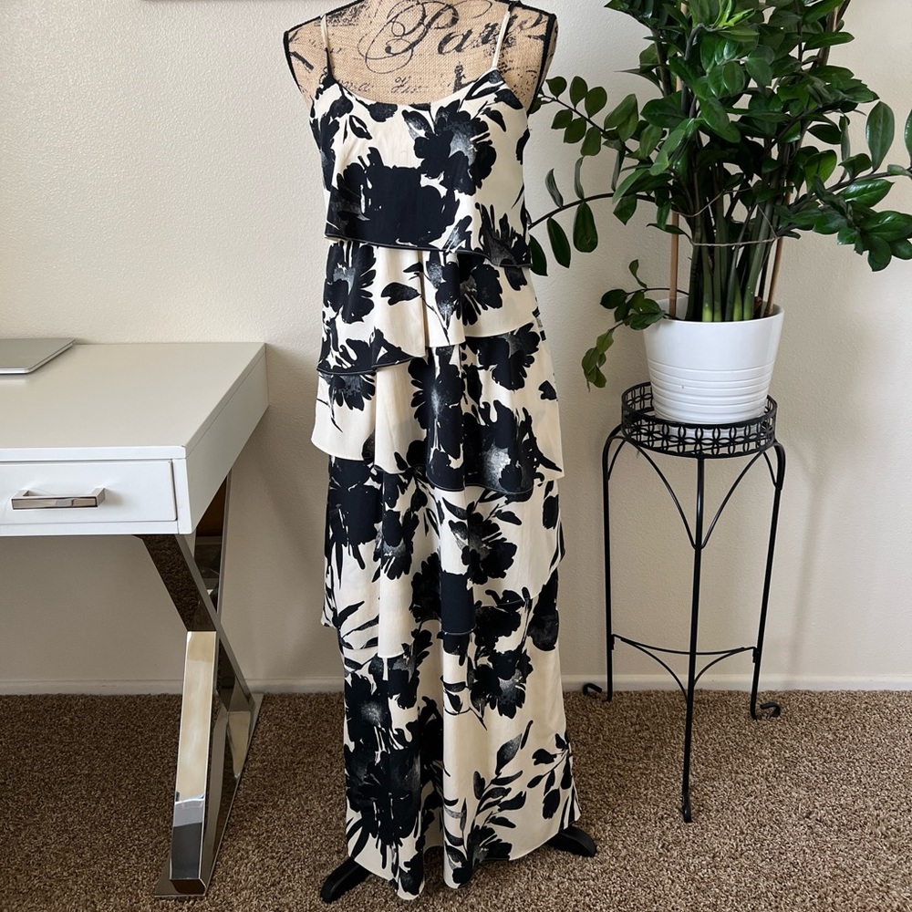 Old Navy Maxi dress XS black and Cream floral ruffle dress